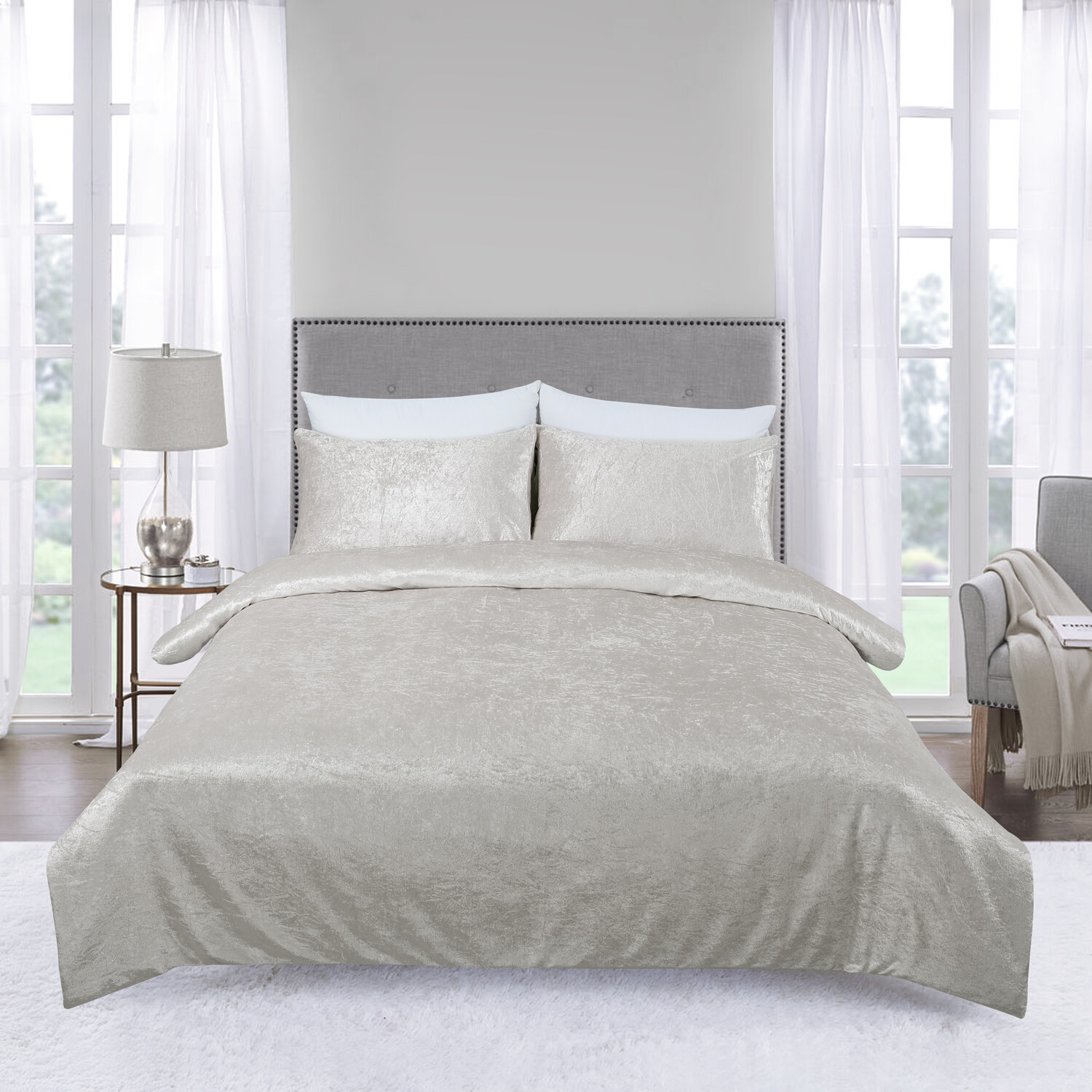 Crushed Velvet Duvet Cover and Pillowcase Set - Gold / Superking Image 1