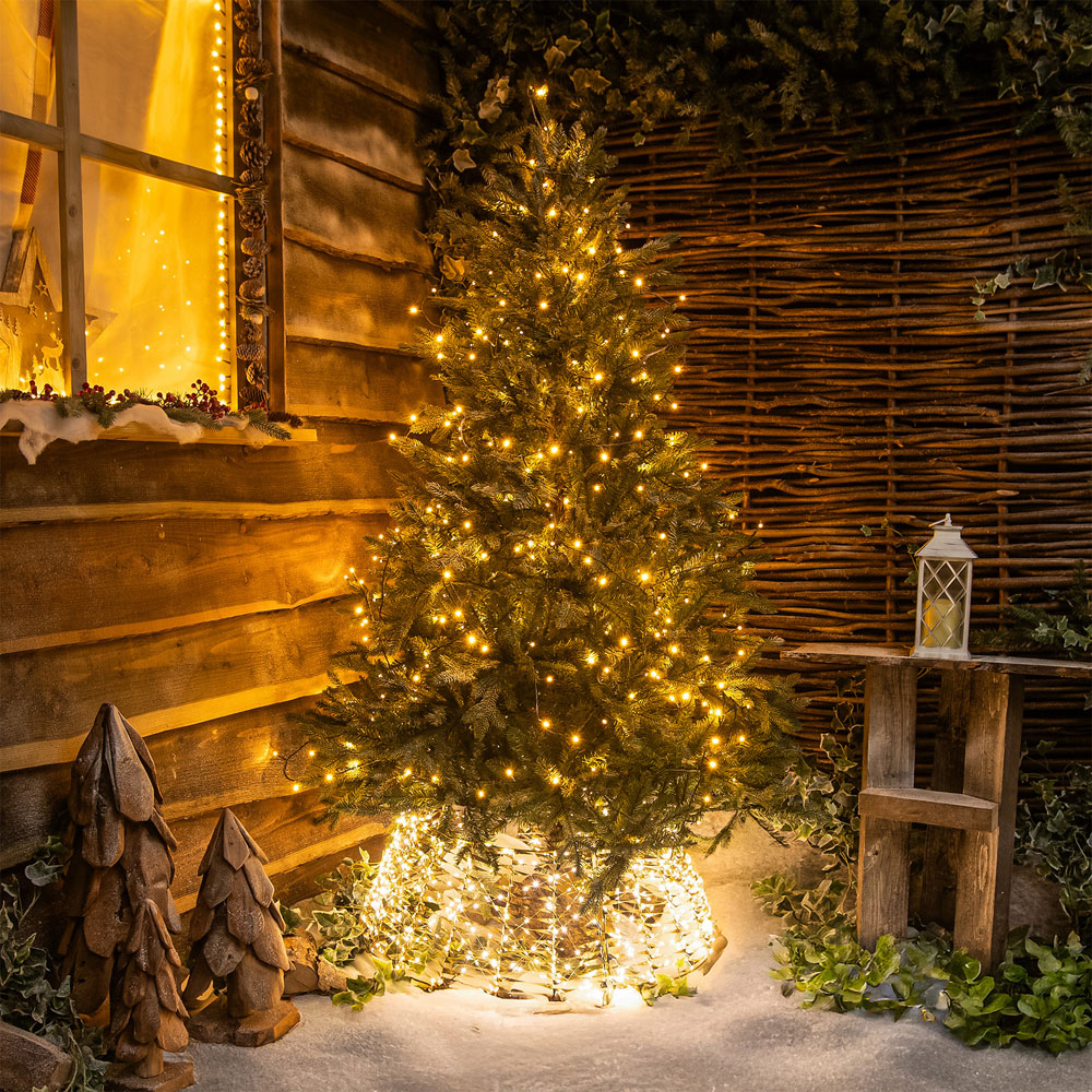 The Christmas Centre 600 Warm White LED Micro Lights Pre-Lit Gold Laser Tree Skirt 71cm Image 4