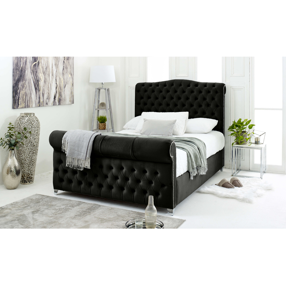 Eleganza Maynard Super King Size Black Plush Velvet Bed Frame with Matching Buttons Image 2