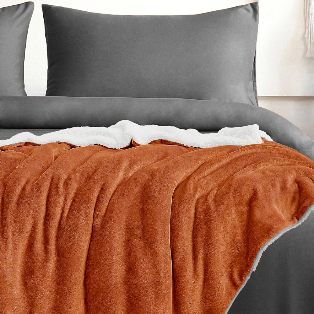 Velosso Orange Evali Plush Throw 127 x 152cm Image 2