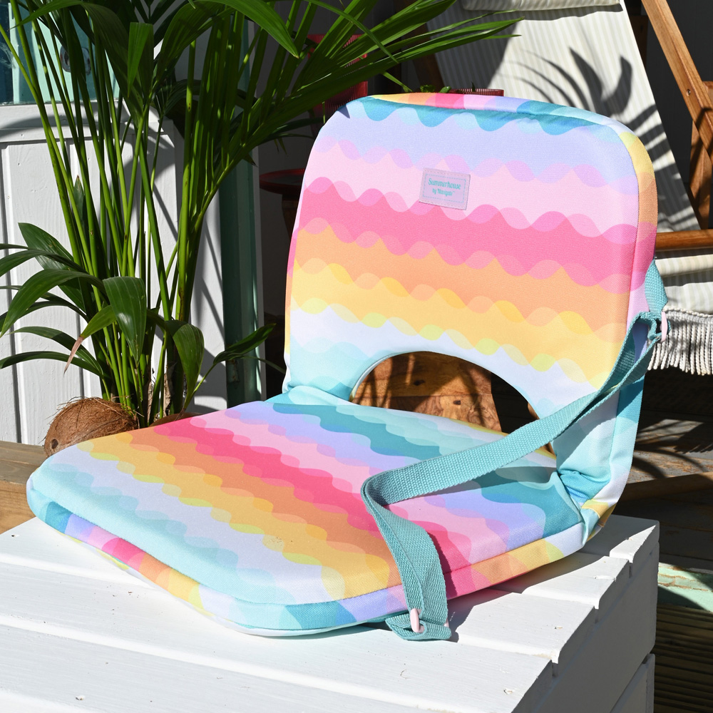 Navigate Coconut Grove South Beach Wave Adjustable Chair Image 1