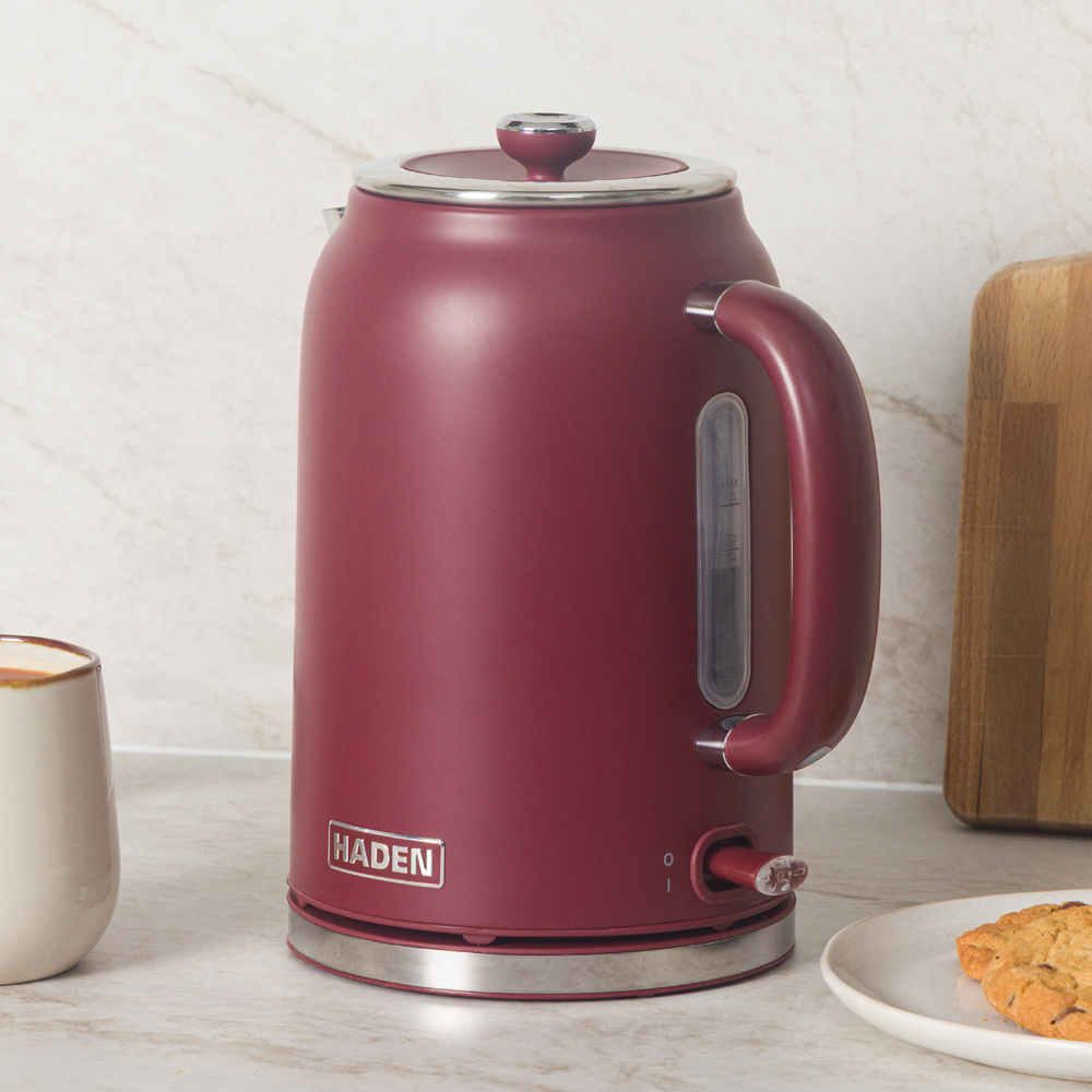 Haden Banbury 214744 Berry 1.7L Kettle 3000W Image 2