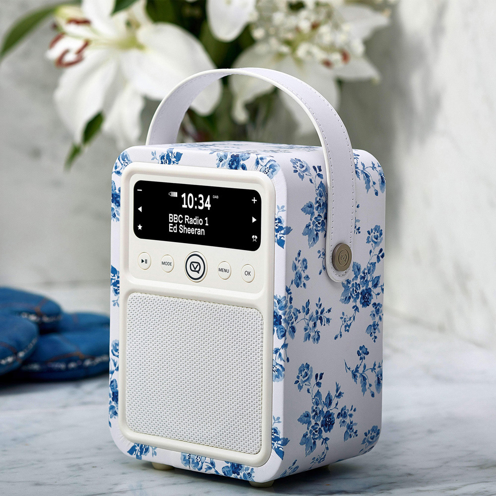 VQ Monty White and Blue DAB Digital Radio Image 2