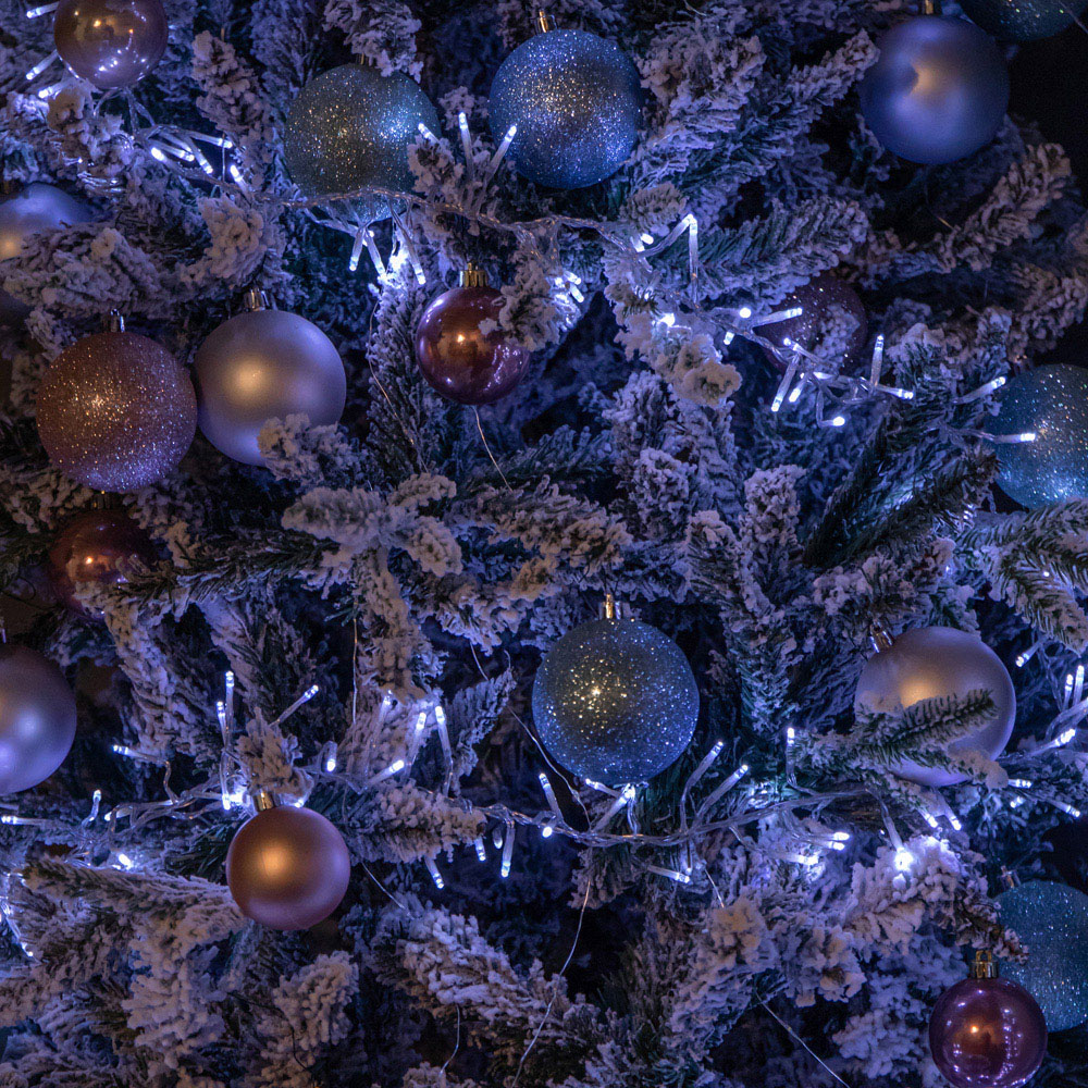 Samuel Alexander 720 White LED Clear Cable Christmas Cluster Light 9.3m Image 5