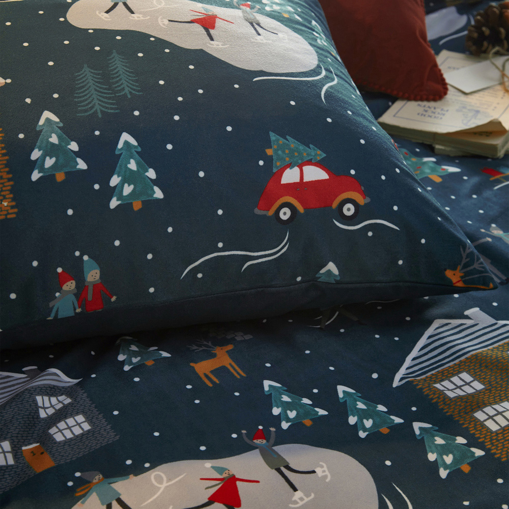 furn. Winter Pines Single Navy Pyjama Fleece Duvet Cover Set Image 3