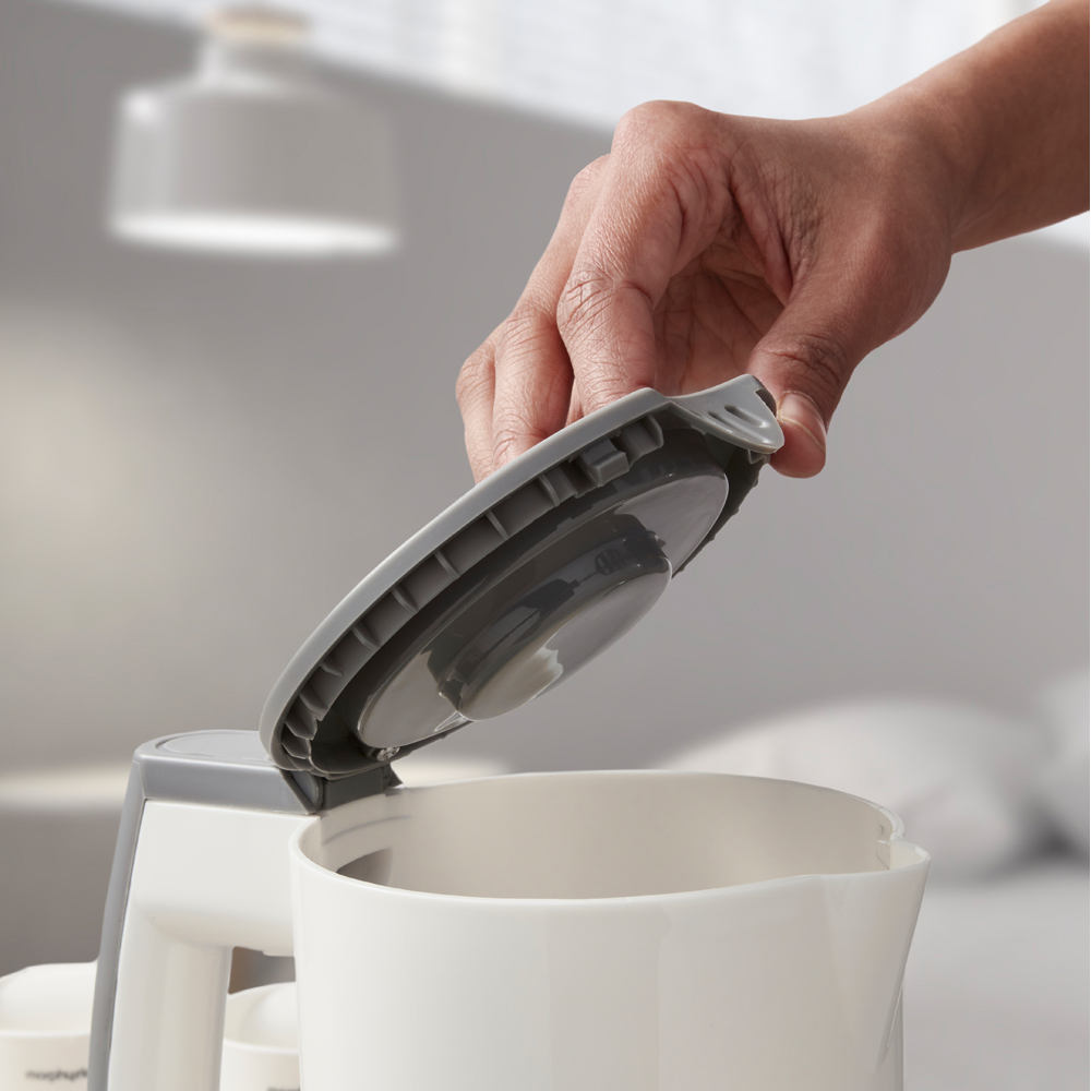 Morphy Richards 107001 500ml Travel Kettle Image 8