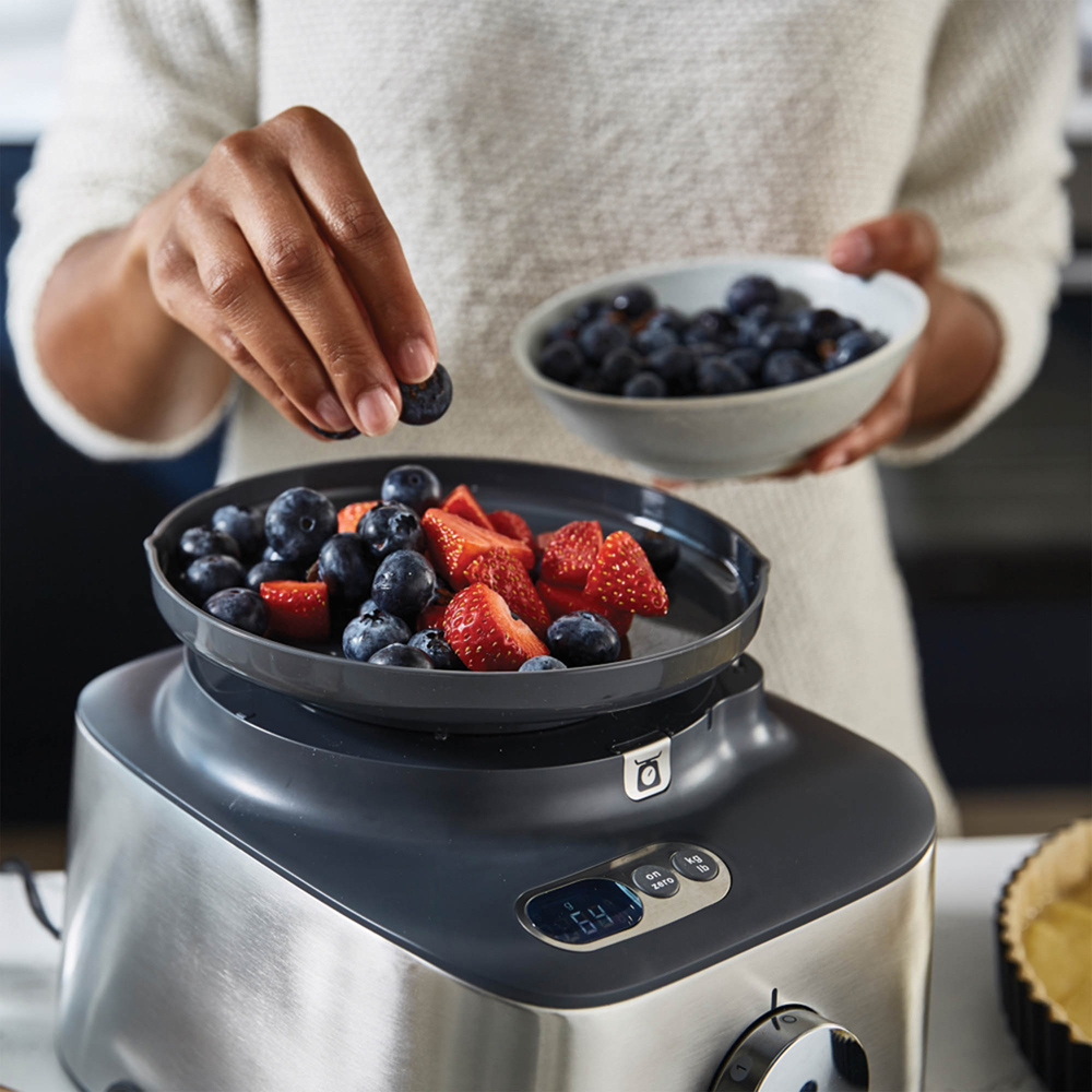 Kenwood MultiPro Compact+ KW0802 Stainless Steel 5-in-1 Food Processor Image 4