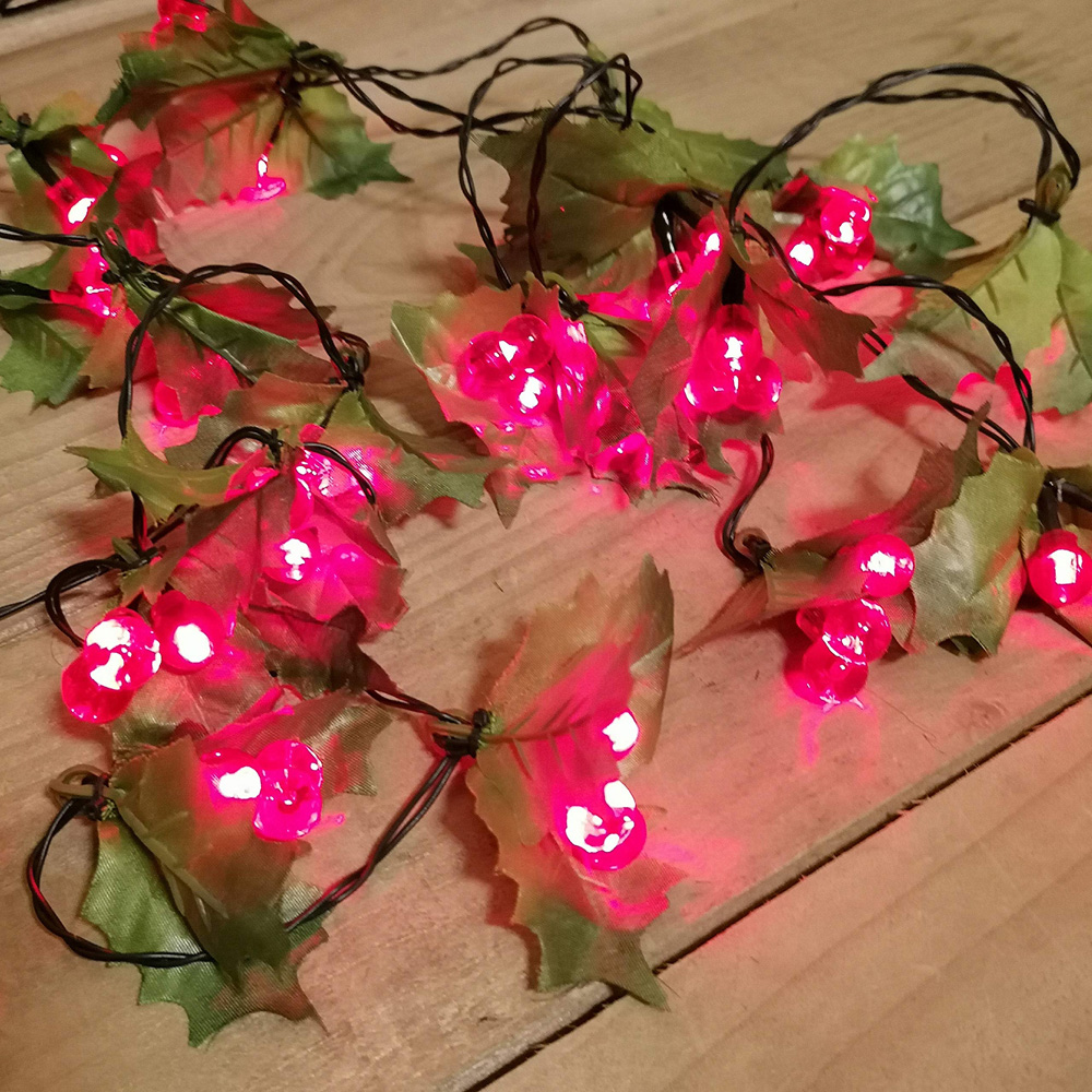 Samuel Alexander 40 Red LED Light Up Holly Christmas Garland with Red Berries 280cm Image 4