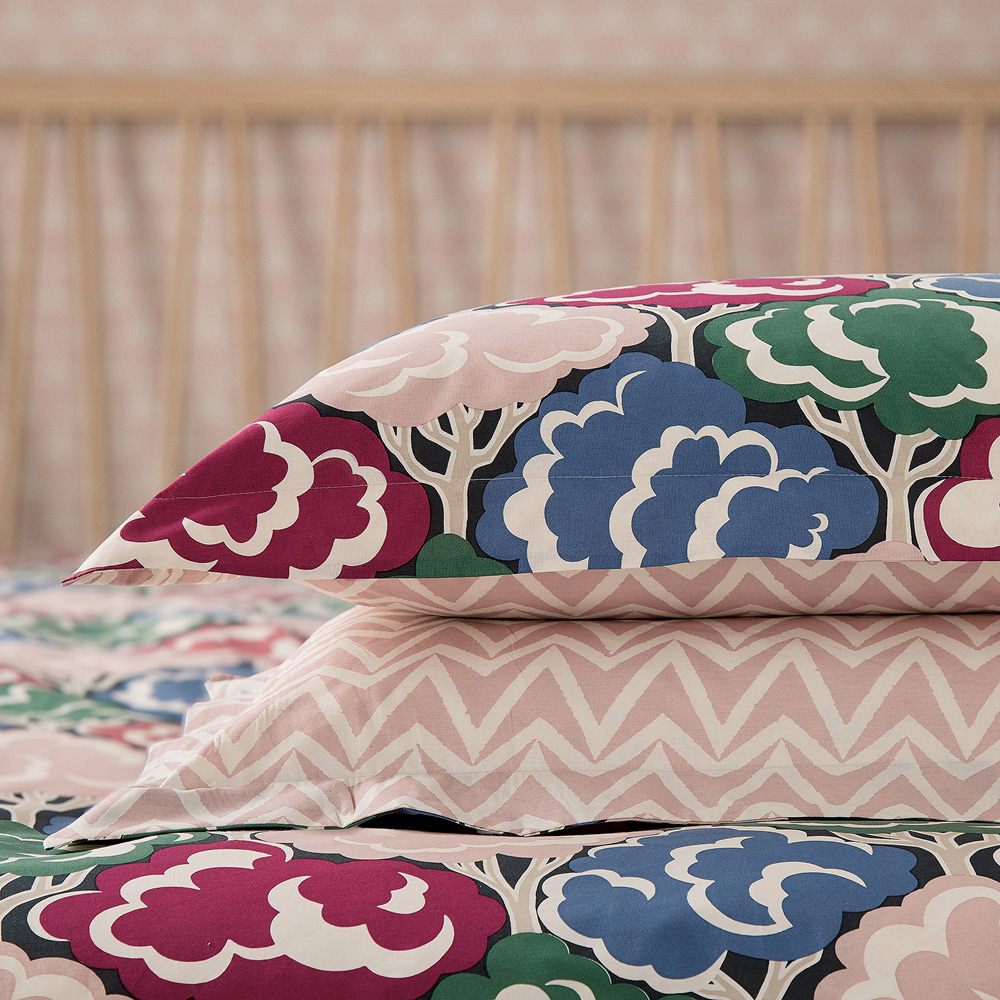 Scion Willow Tree Super King Size Berry Duvet Set Image 5