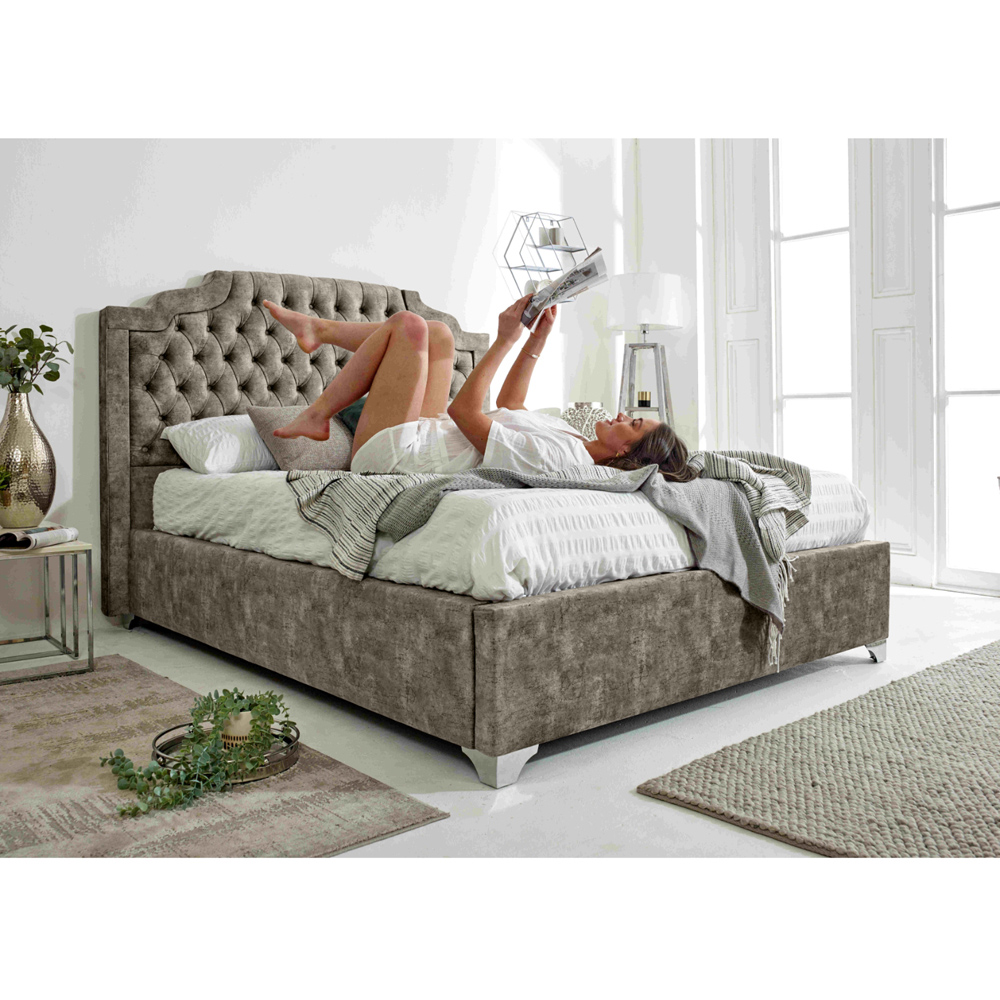 Eleganza Ryker King Size Taupe Oakland Fabric Bed Frame with Chesterfield Headboard Image 6