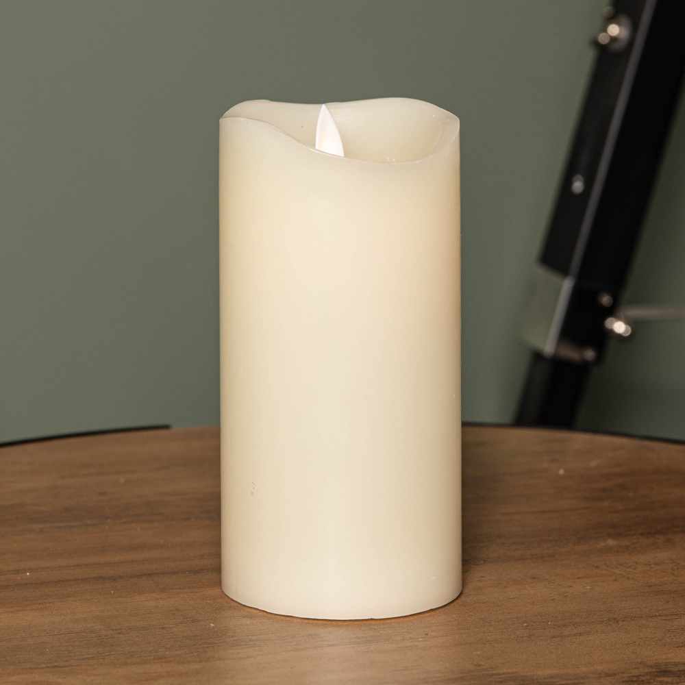Samuel Alexander Warm White LED Dancing Flame Wax Candle 3 Pack Image 3