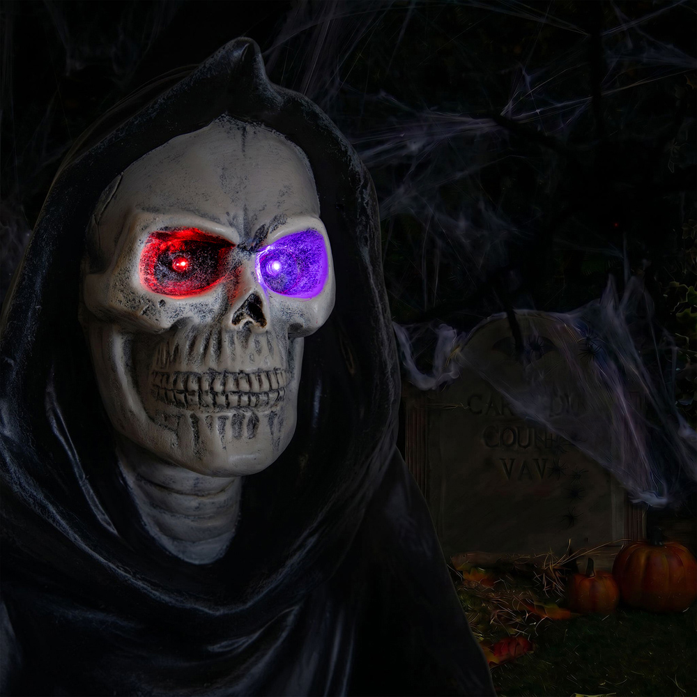 wilko Multicolour LED Halloween Grim Reaper Ornament with Scythe and Light Up Eyes 4ft Image 9