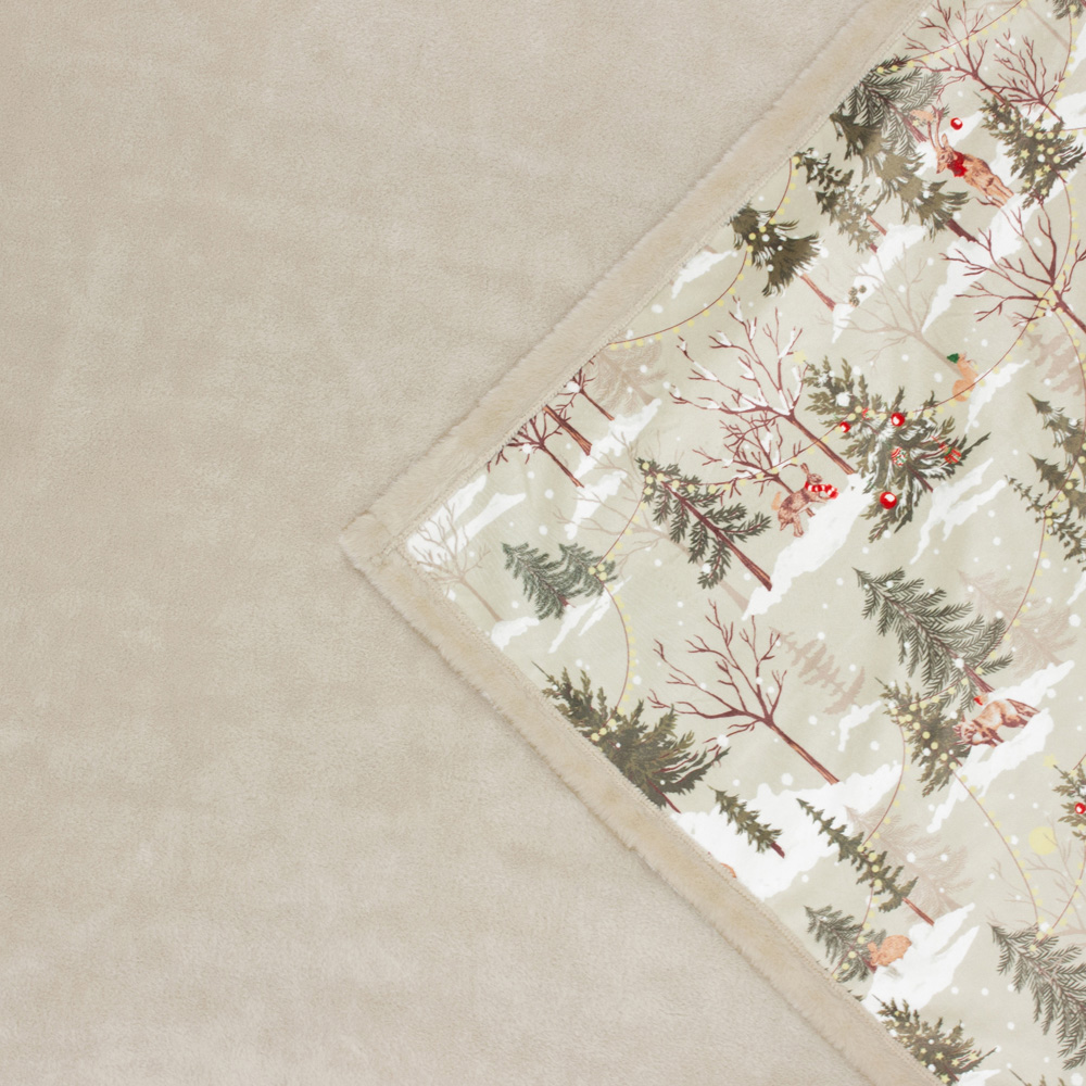 Furn Forest Festivities Natural Faux Fur and Velvet Reversible Throw 130 x 180cm Image 6