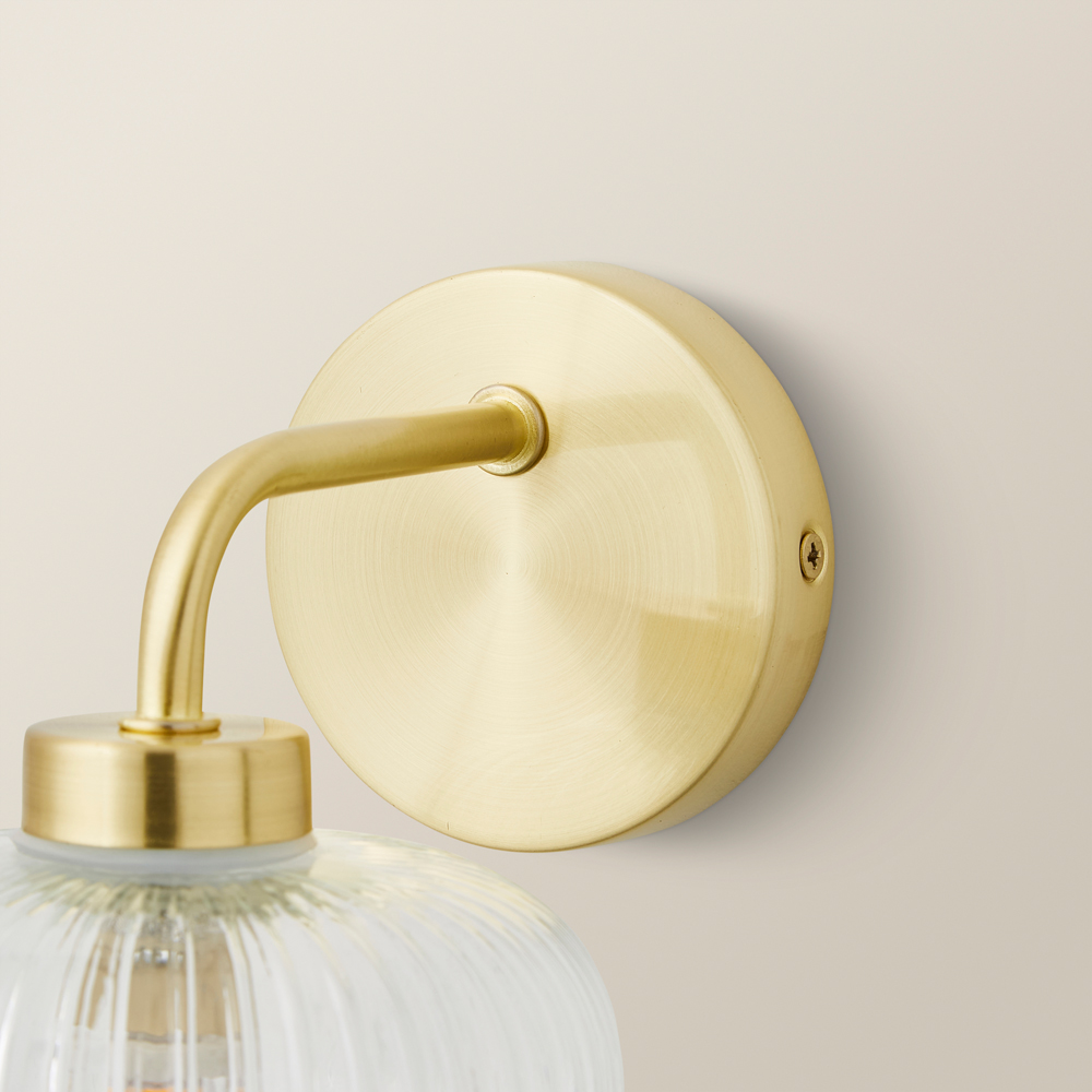 ValueLights Amaia Gold Clear Ribbed Glass LED Wall Light Image 3