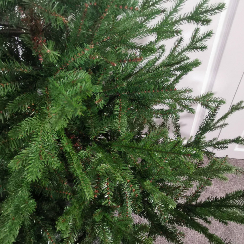 Premier Glenshee Spruce Natural Look Artificial Christmas Tree 5ft Image 3
