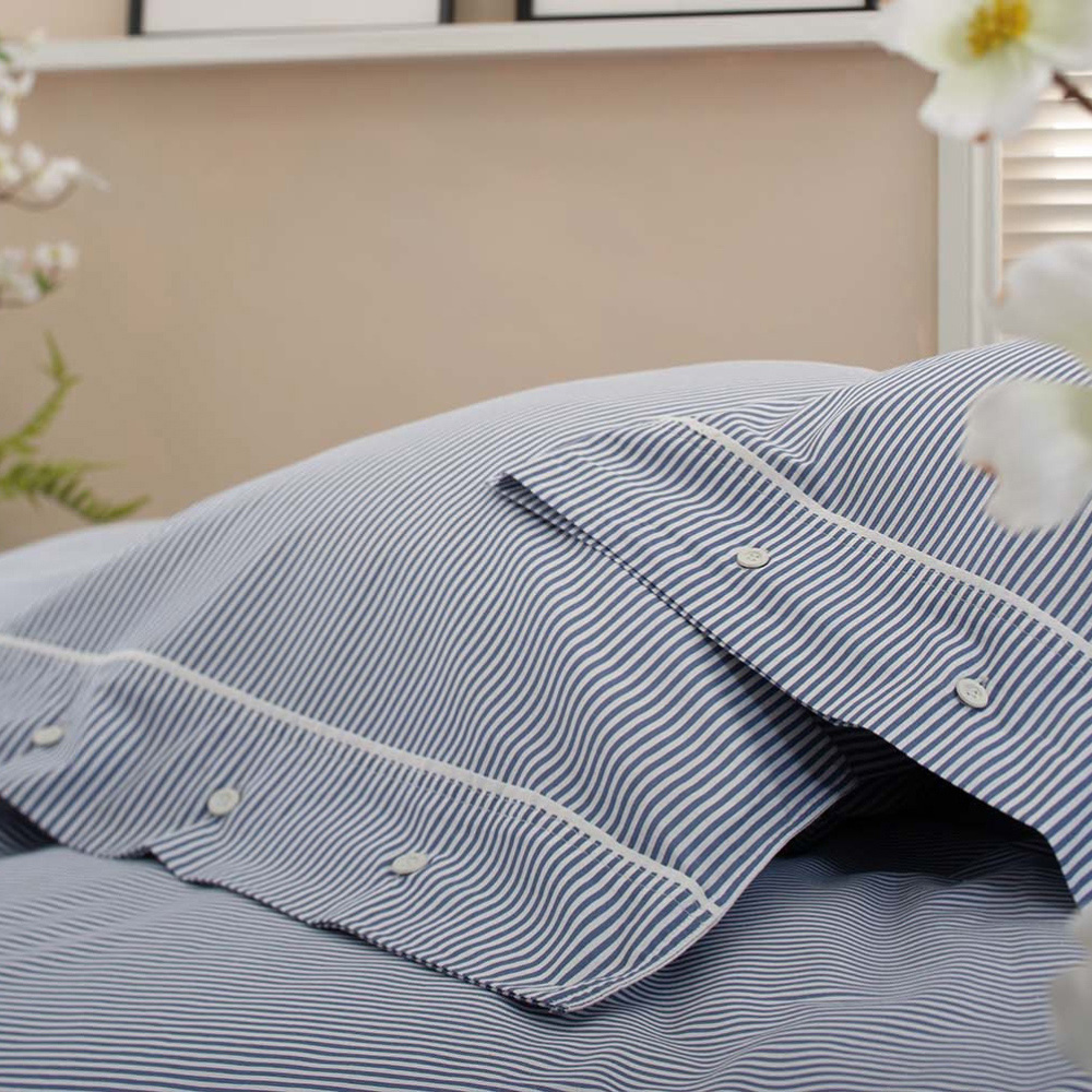 The Lyndon Company Southport Super King Size Blue and White Duvet Set Image 2