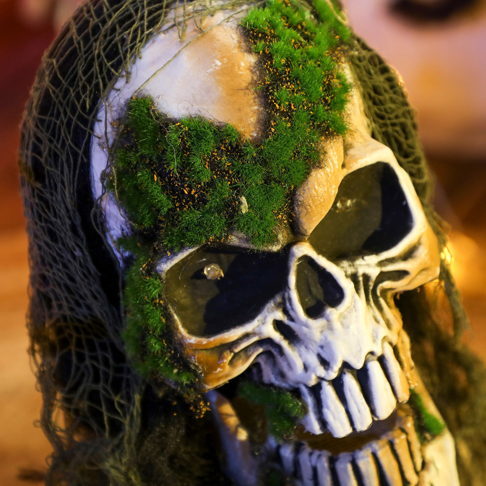 Outsunny Voice Activated Animatronics Skeleton Halloween Decoration Image 3