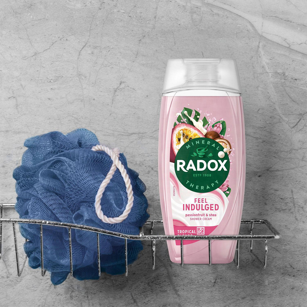 Radox Mineral Therapy Feel Indulged Passionfruit and Shea Moisturising Shower Cream 225ml 6 Pack Image 2