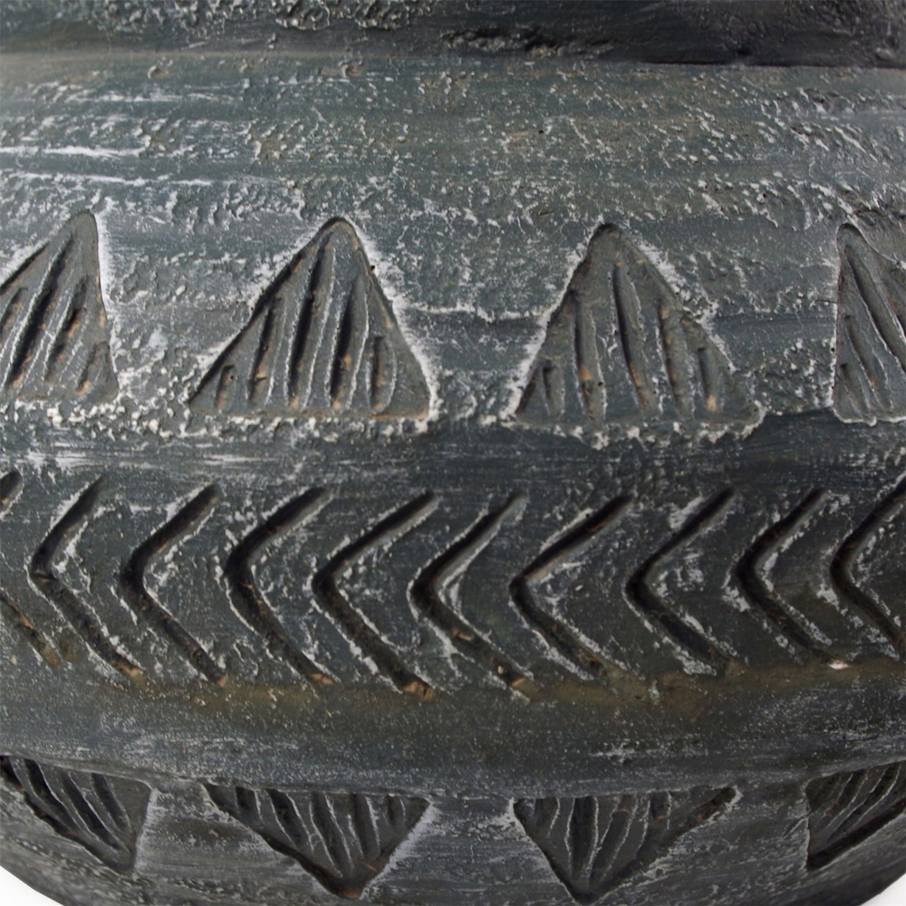 Botanik Gliese Grey Triangle Planter 21 x 40cm Image 5
