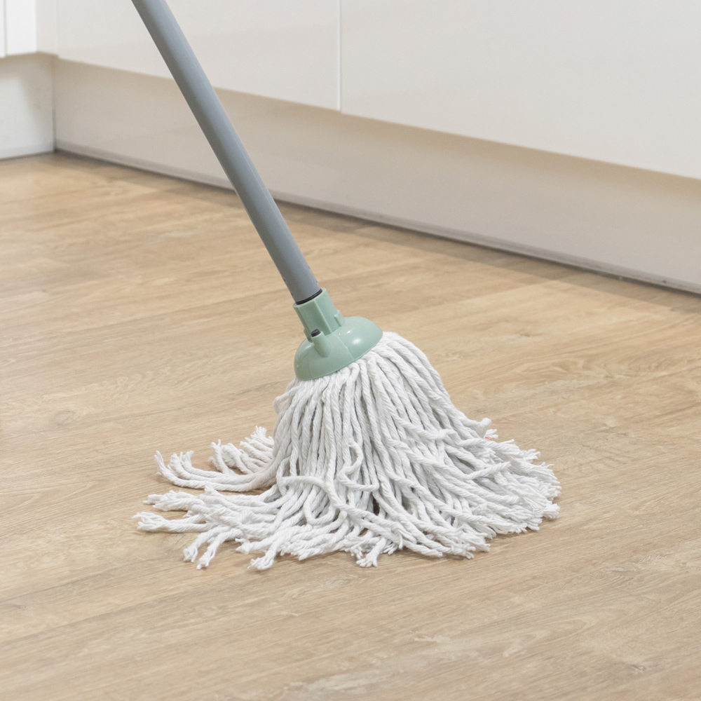 JVL Cleaning Grey Cotton String Mop with 2 Replacement Heads Image 2