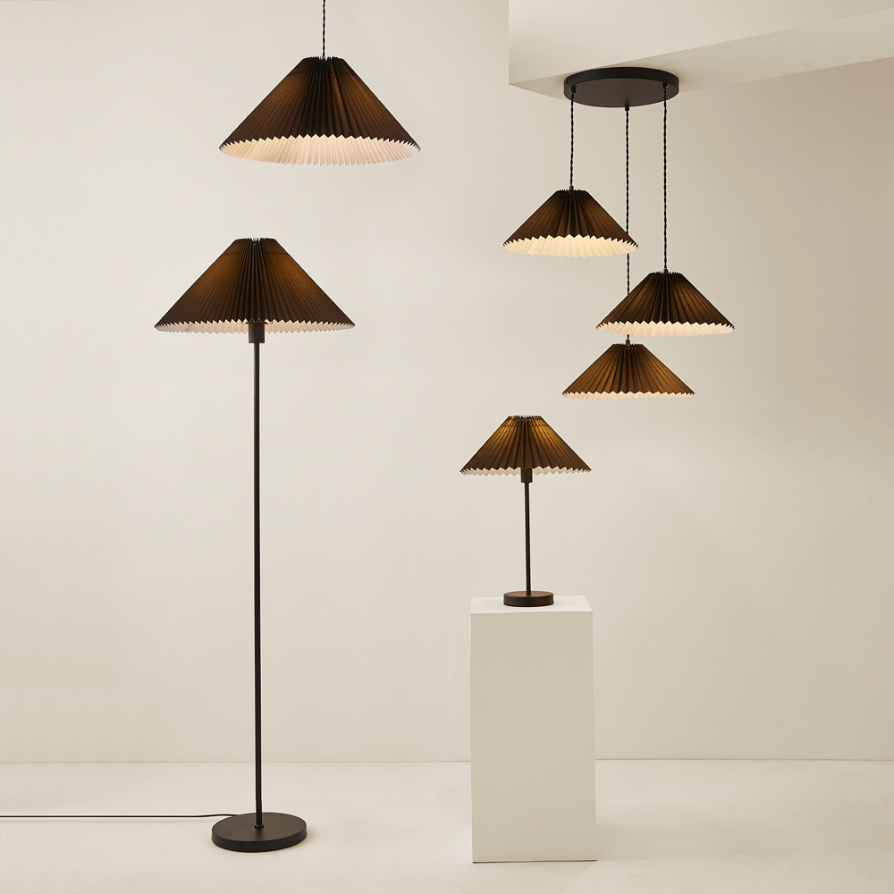 ValueLights Akira Black Pleated Shade LED Floor Lamp Image 7