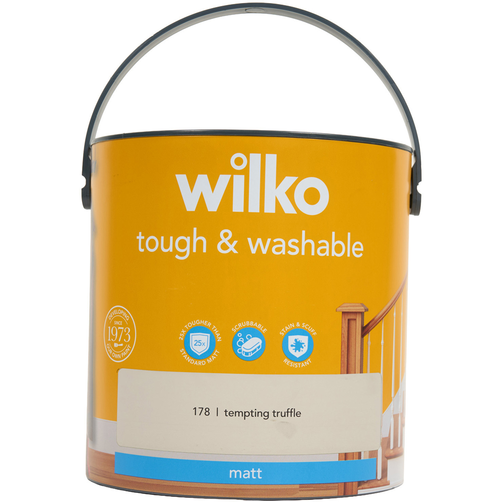 wilko Tough and Washable Matt Emulsion Paint 2.5L Tempting Truffle Image 4