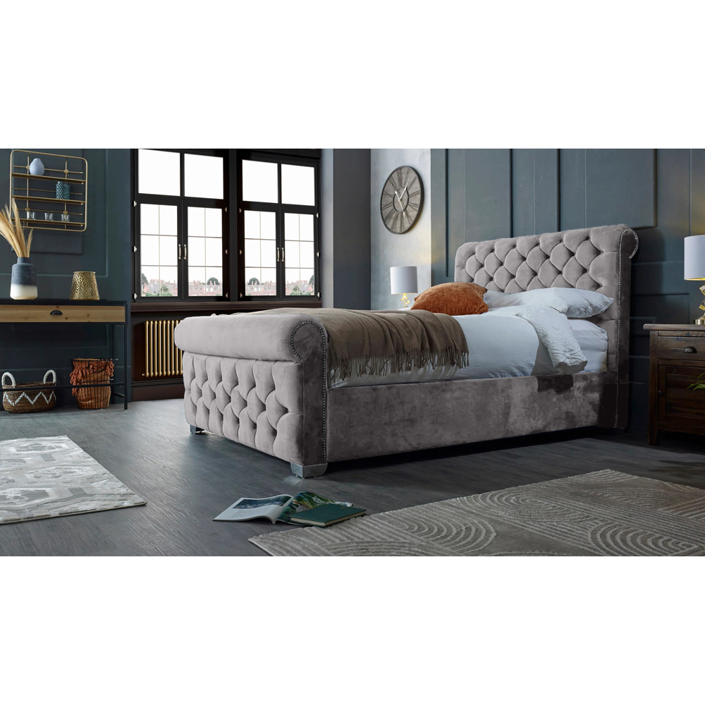 Eleganza Home Veneta Double Silver Plush Velvet Bed Frame with Chesterfield Headboard Image 5