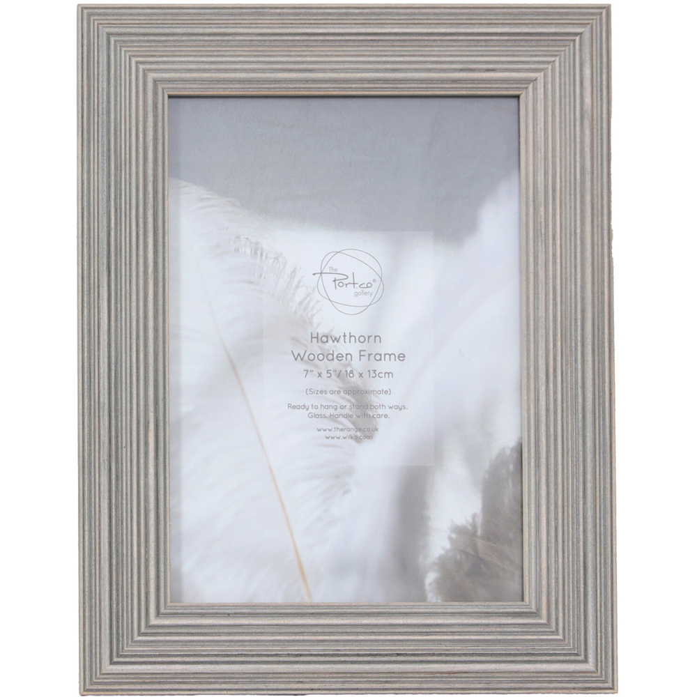 Hawthorn Wooden Photo Frame - Grey / 7 x 5in Image 1