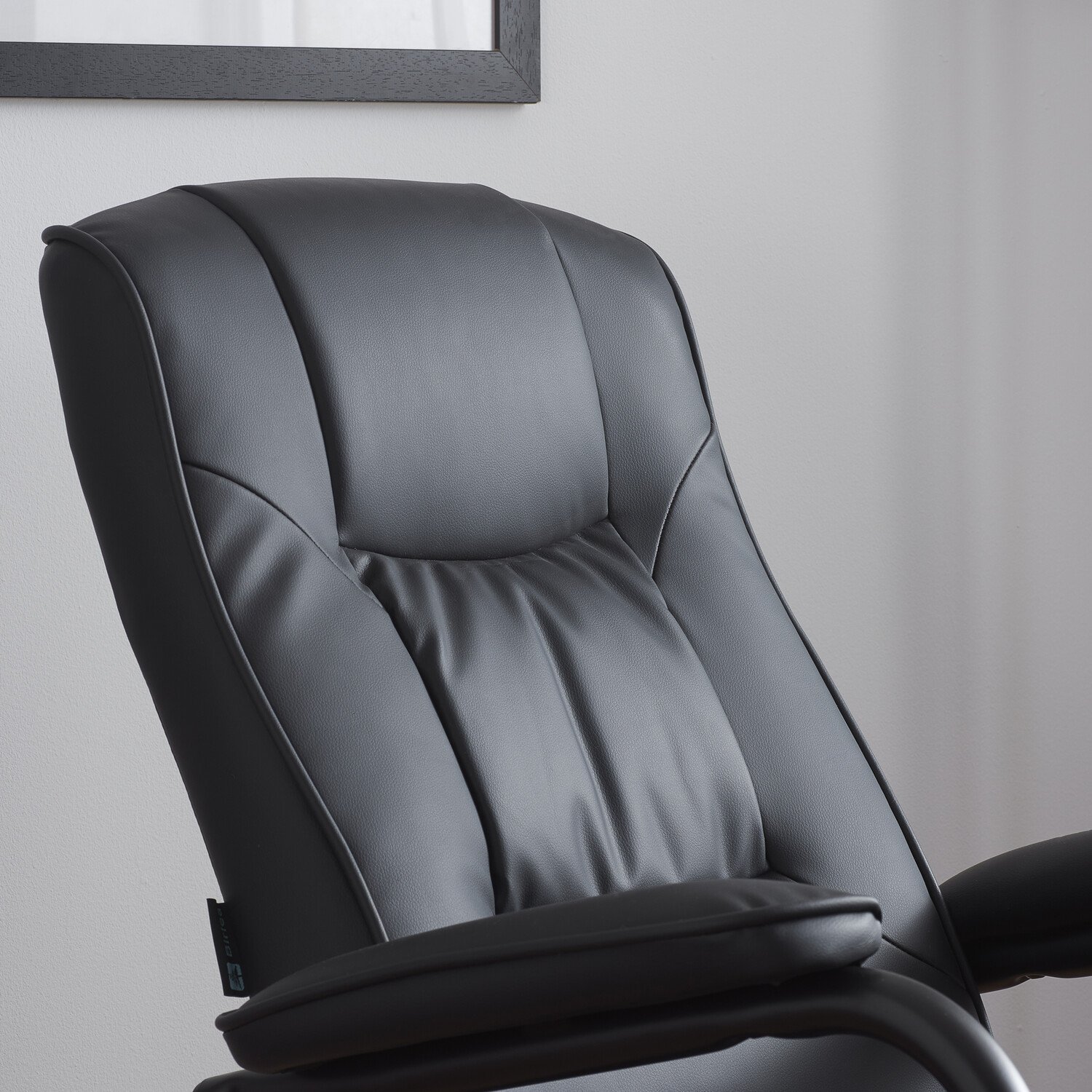 Memphis Black Swivel Chair Image 4