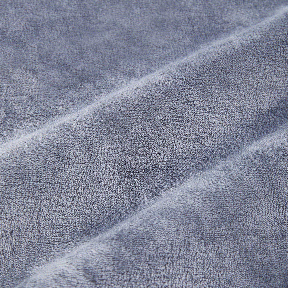 H&O Direct Double Sided Flannel Sherpa Pet Blanket 150 x 127cm Image 2