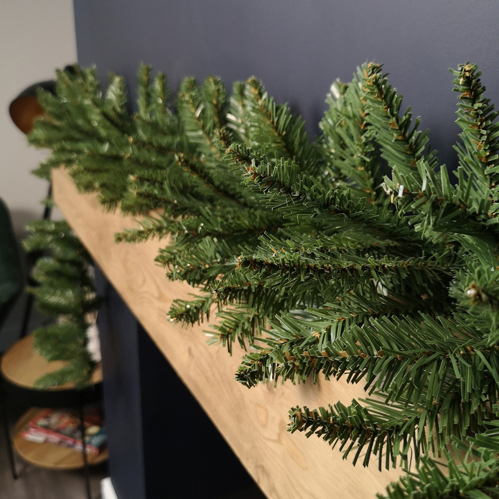 Samuel Alexander Plain Christmas Garland Green 270cm Image 3