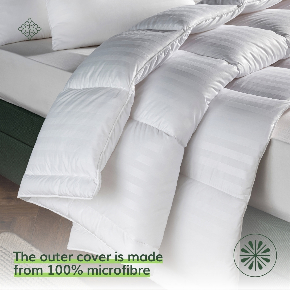 Opulent Home Super King Size White Anti-Allergy Extra Warm Winter Hollowfibre Duvet 15 Tog Image 4