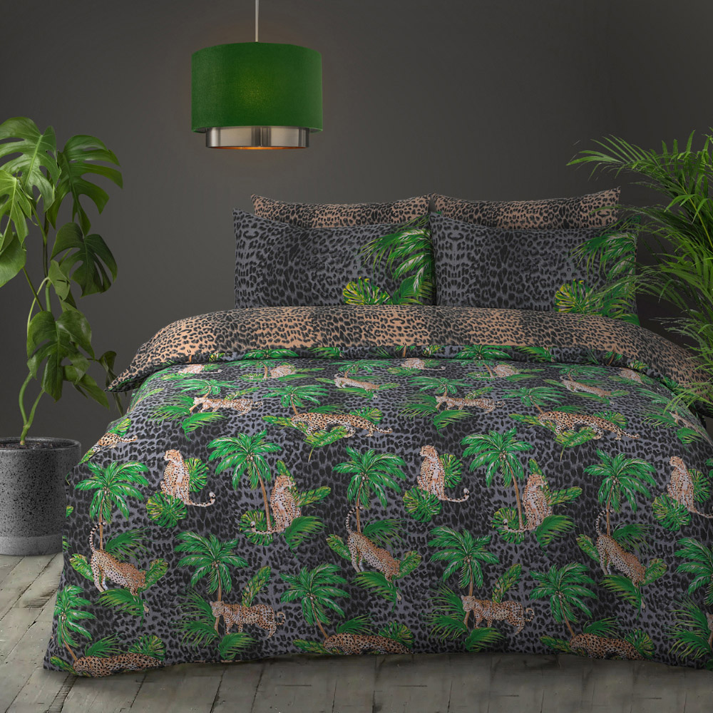 Velosso EasyCare Single Leopard Jungle Reversible Duvet Set Image 1