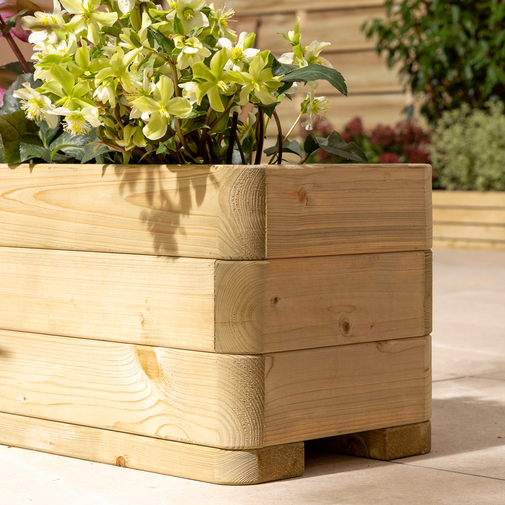 Rowlinson Marberry Natural Wooden Garden Trough Planter 30 x 180 x 30cm Image 3
