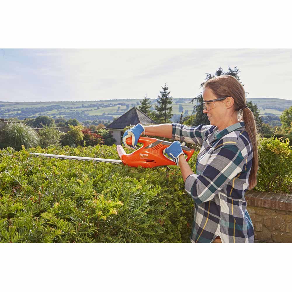 Flymo EasiCut 520 Electric Hedge Trimmer Wilko
