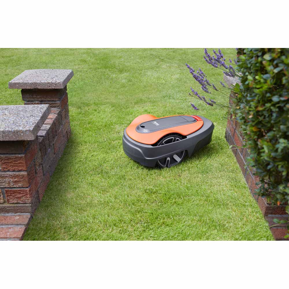Flymo EasiLife 200 Robotic Lawn Mower Image 6