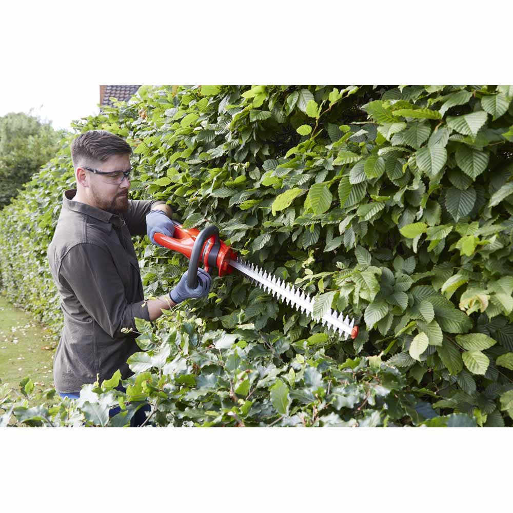 flymo hedge trimmer battery