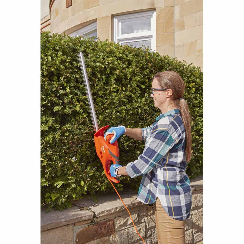 Flymo EasiCut 520 Electric Hedge Trimmer Wilko