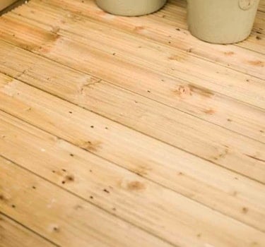 Decking and decking boards