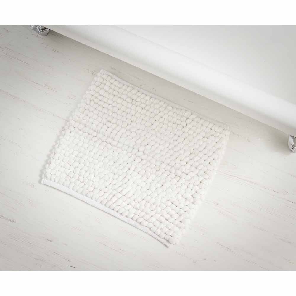 Wilko White Chenille Shower Mat 50 x 50cm Wilko