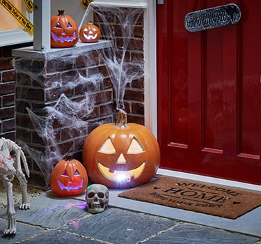 How to throw a Halloween party