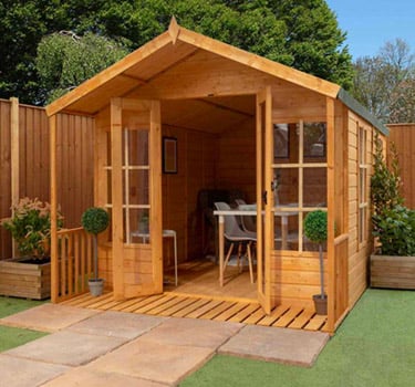 SUMMERHOUSE1.jpg