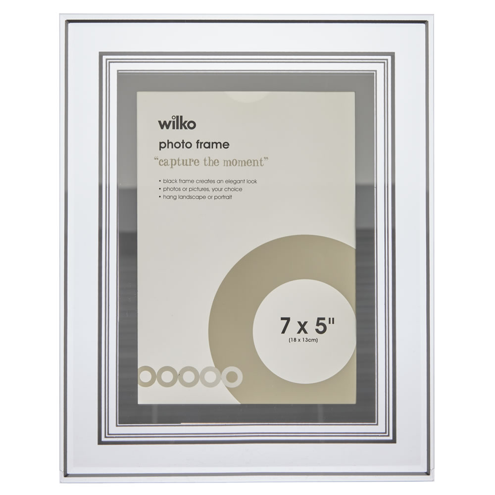 Wilko Silver Border Glass Photo Frame 7 x 5 Inch Wilko