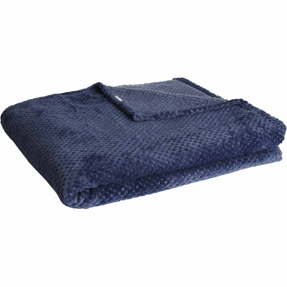 Wilko Navy Waffle Throw 200 x 240cm Wilko