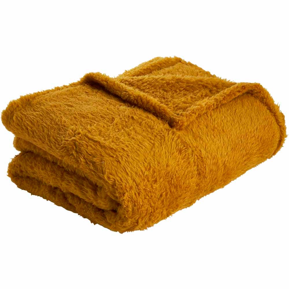 Wilko Ochre Teddy Throw 130 x 170cm Wilko