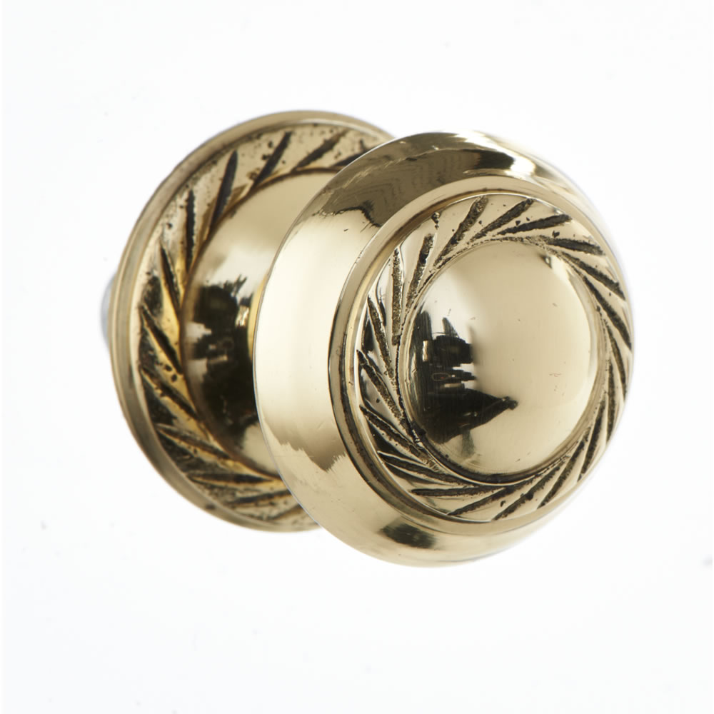 Wilko Door Knob Brass 25mm Wilko