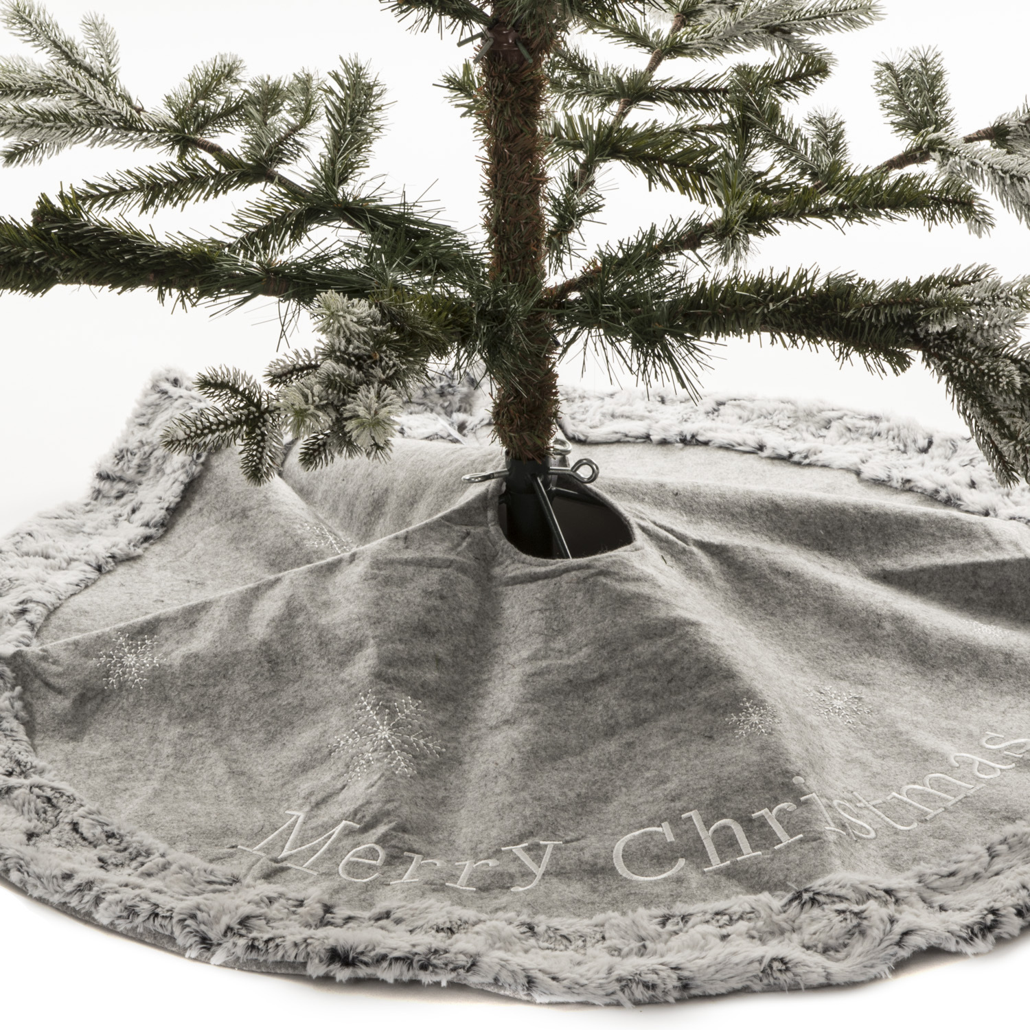 Merry Christmas Tree Skirt with Trim Grey Wilko