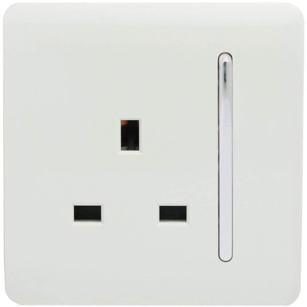 Trendi Switch 1 Gang 13amp Ice White Switched Plug Socket Wilko