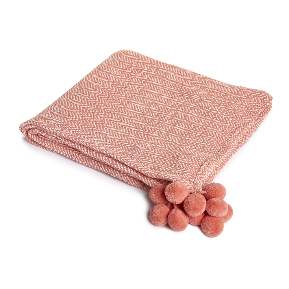 Wilko Herringbone Throw Coral 125 x 150cm Wilko