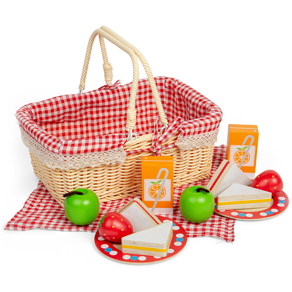 Bigjig Toys Wicker Picnic Basket Wilko